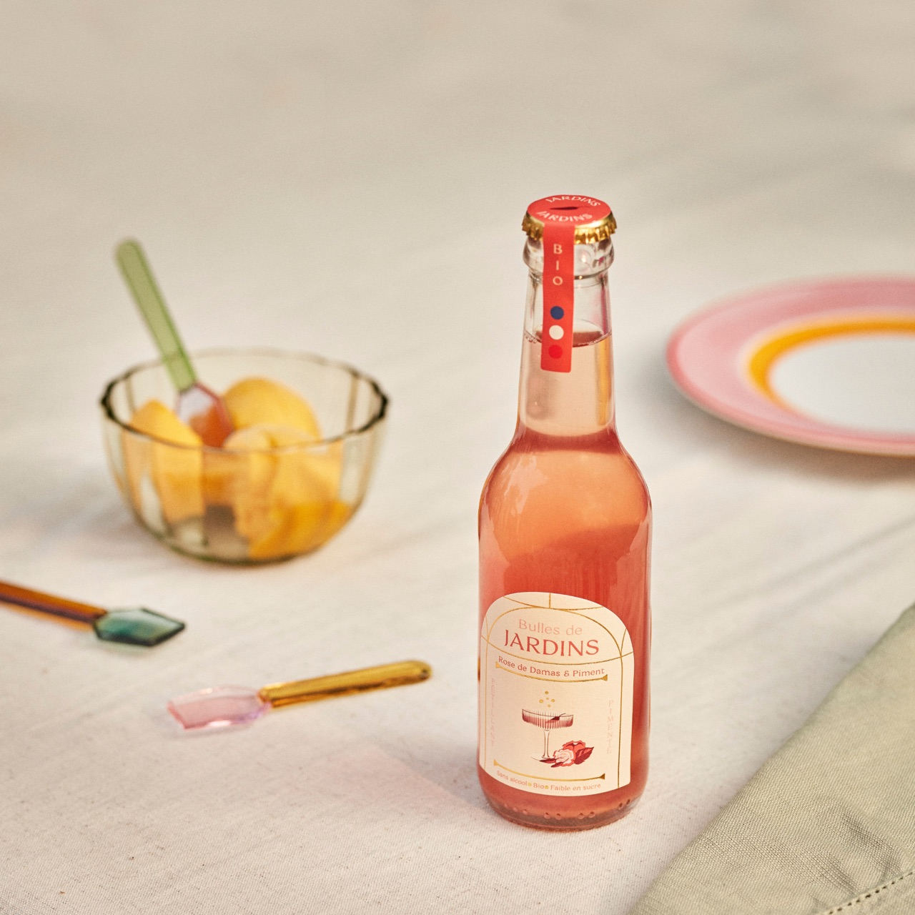 Gurmaniškas nealkoholinis putojantis aperityvas Jardins Rose & Ginger